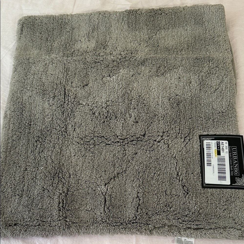 Uttermost Plush Gray Bath Mat